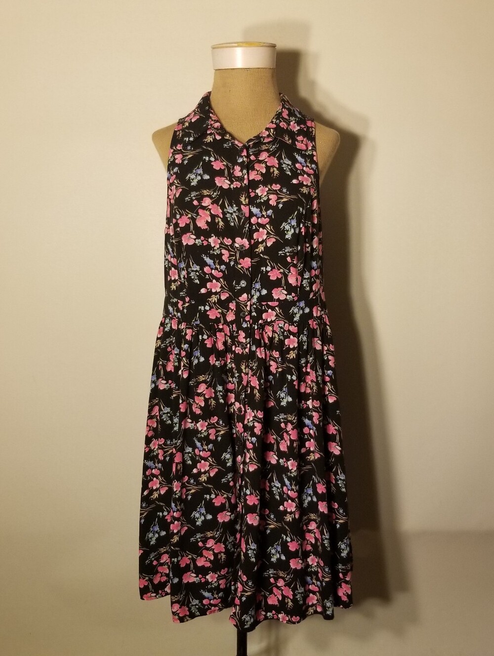 Torrid Plus Size 1 (14-16) Black Floral Print Button Down Challis Midi Dress
